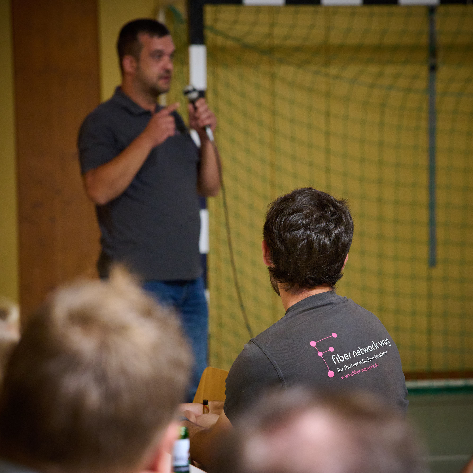 Das Team der Fiber Network WUG während der Präsentation bei der Infoveranstaltung in Westheim